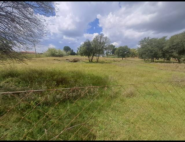 1,107M² VACANT LAND FOR SALE IN RIVERSDALE